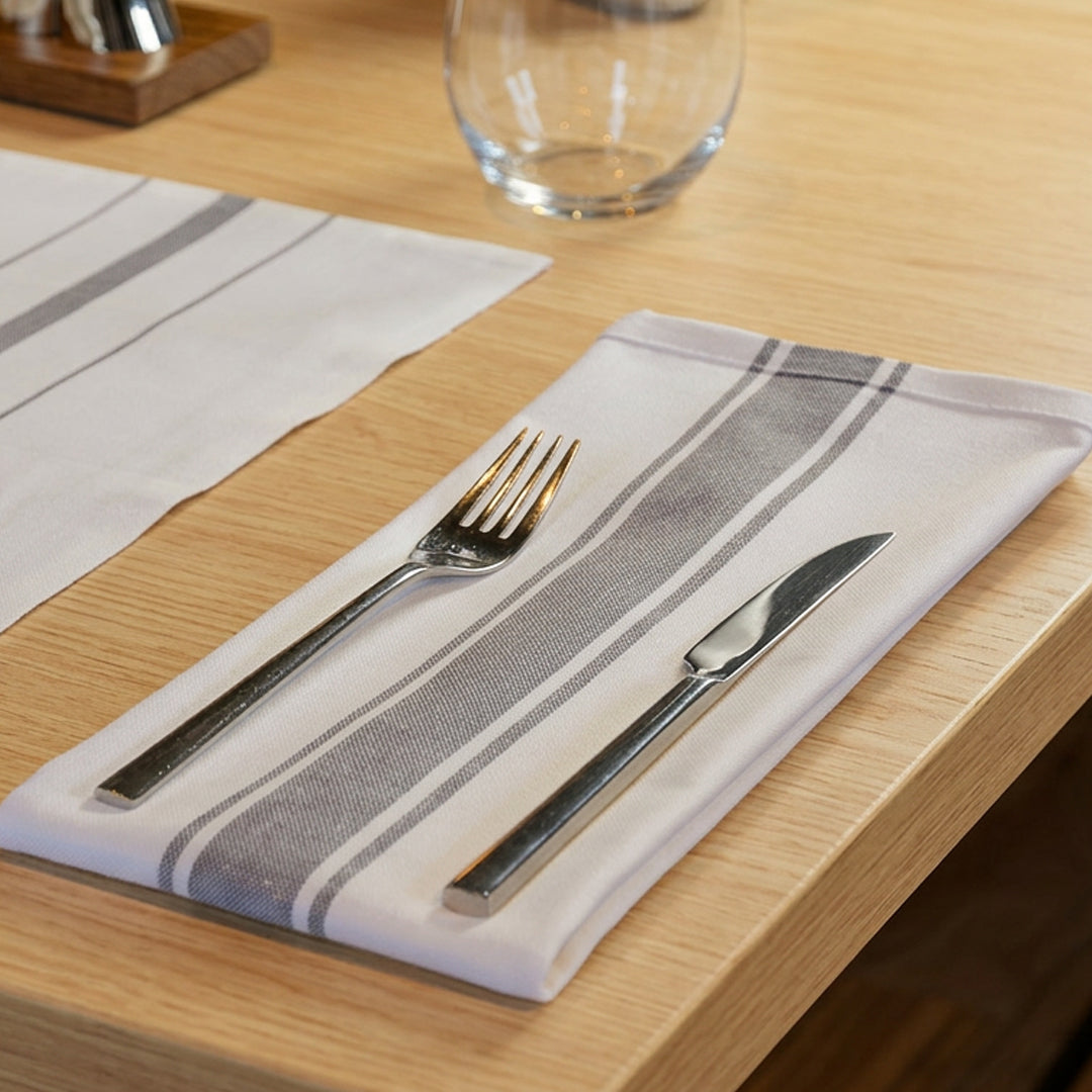 Napkin Centre Stripe (250 Pack)